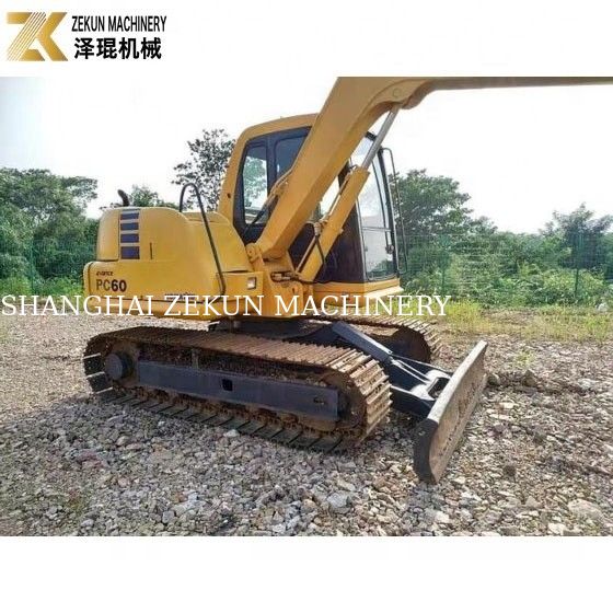 6200 کیلوگرم وزن ماشین استفاده شده Komatsu PC60-7 حفاری از ژاپن پمپ هیدرولیک اصلی