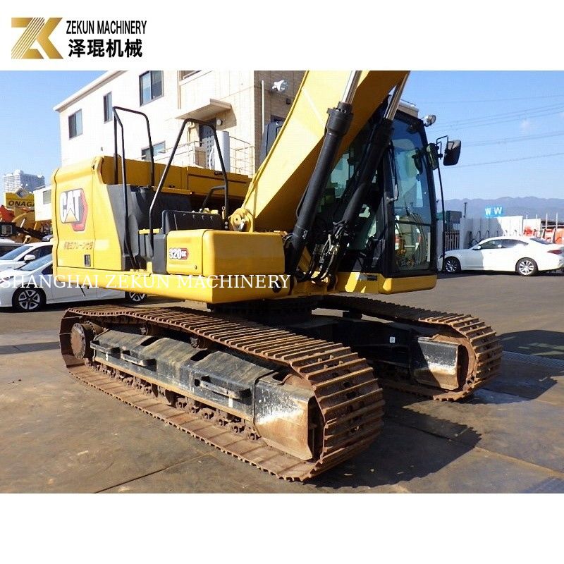 کاوشگر اصلی ژاپنی مدل CAT 320 با رنگ اصلی جک هامر مدل 320GC