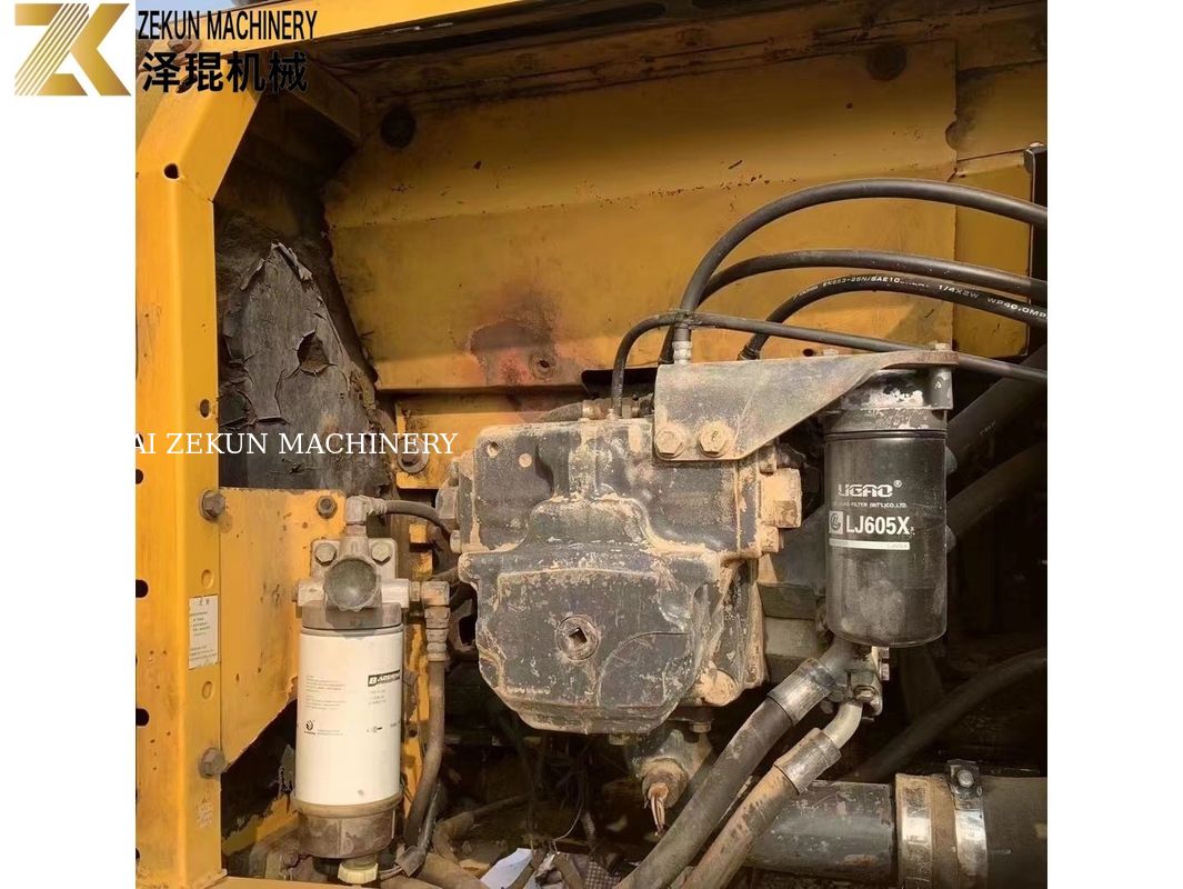 استفاده شده Komatsu 200 حفاری در دست دوم PC200-6 حفاری وزن عملیاتی 20.15 تن