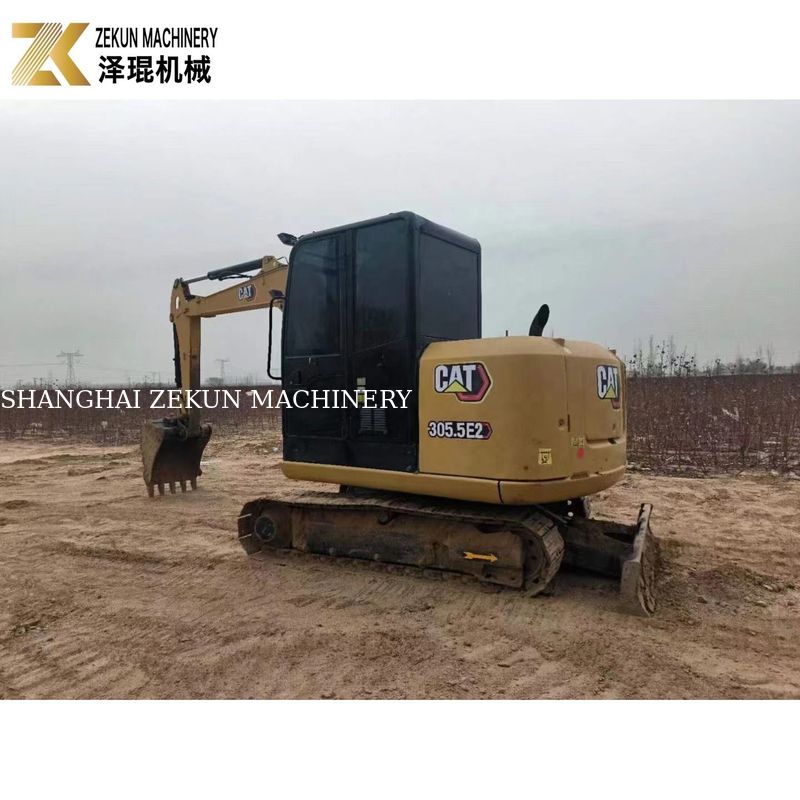 CAT 305.5E2 Excavator Crawler استفاده شده 5.5 تن با انگشت دست هیدرولیک از Caterpillar