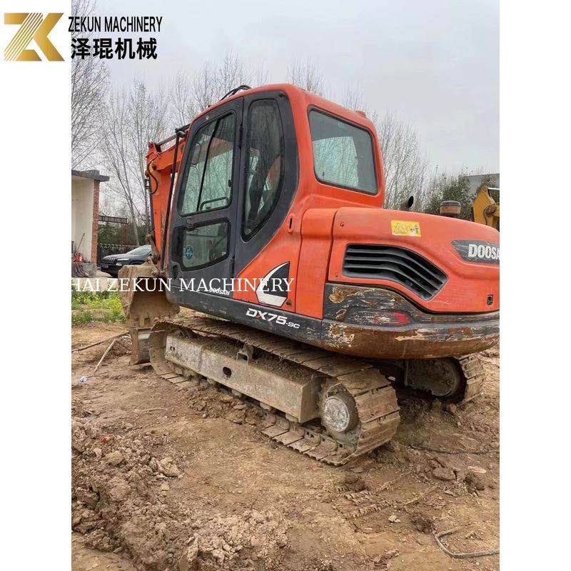 5 تن Doosan 55 Excavator DH55 استفاده شده Doosan Excavator 0.175M3 سطل