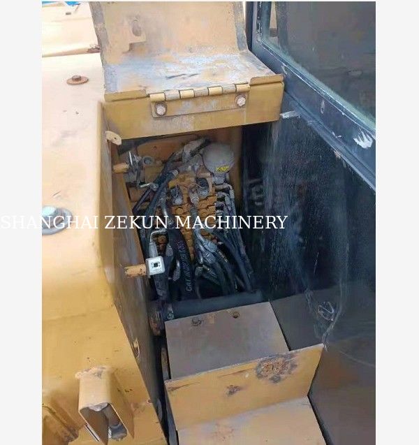 ماشین حفاری استفاده شده زلینوئید Cat307 ژاپنی با موتور توربو Cat C2.6 DI