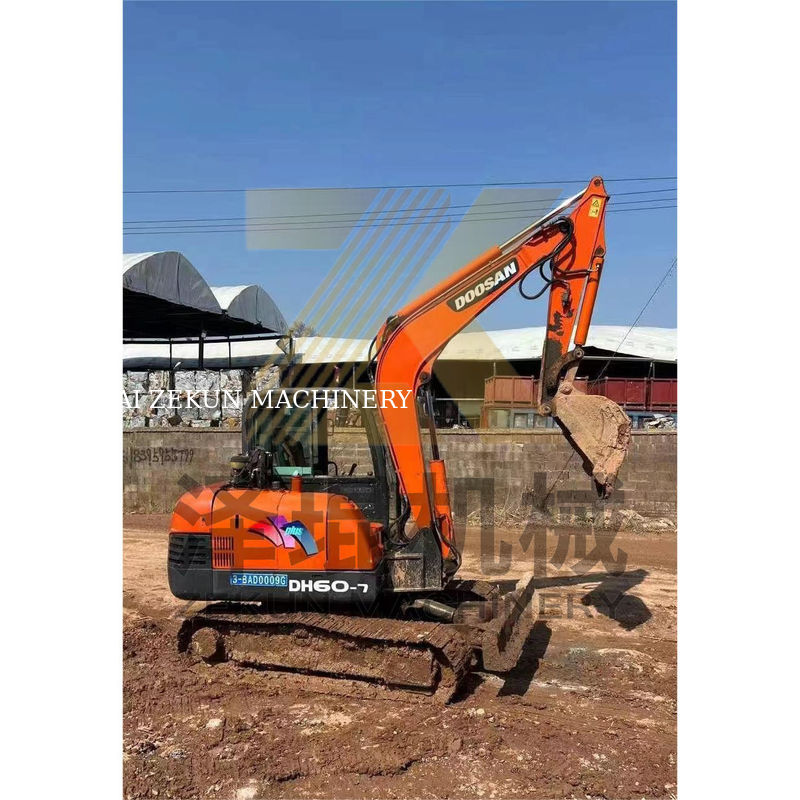 5500 کیلوگرم Doosan60-7 DH55/DH60-7/80-7 DH60/DH60-7 حفاری با 0-2000 ساعت کار