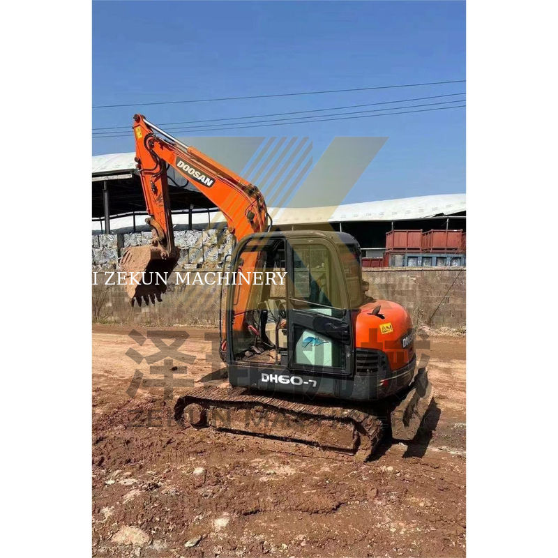 5500 کیلوگرم Doosan60-7 DH55/DH60-7/80-7 DH60/DH60-7 حفاری با 0-2000 ساعت کار