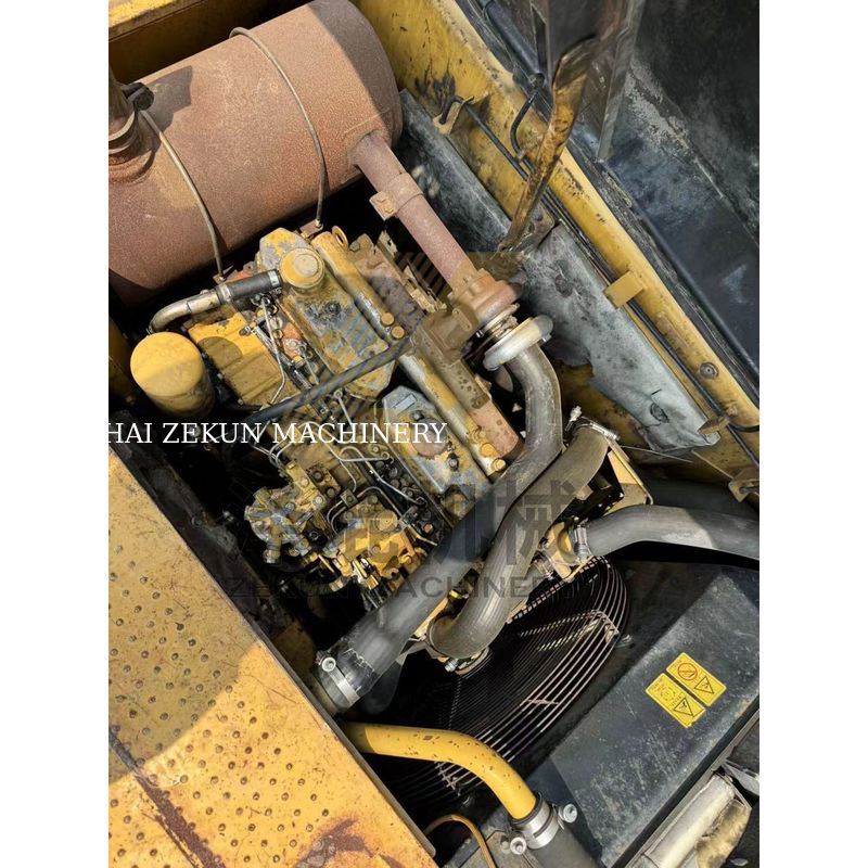 ۲۰ تن حفاری شانتوئی کاتو دست دوم 320D با ظرفیت سطل 1M3 در شانگهای