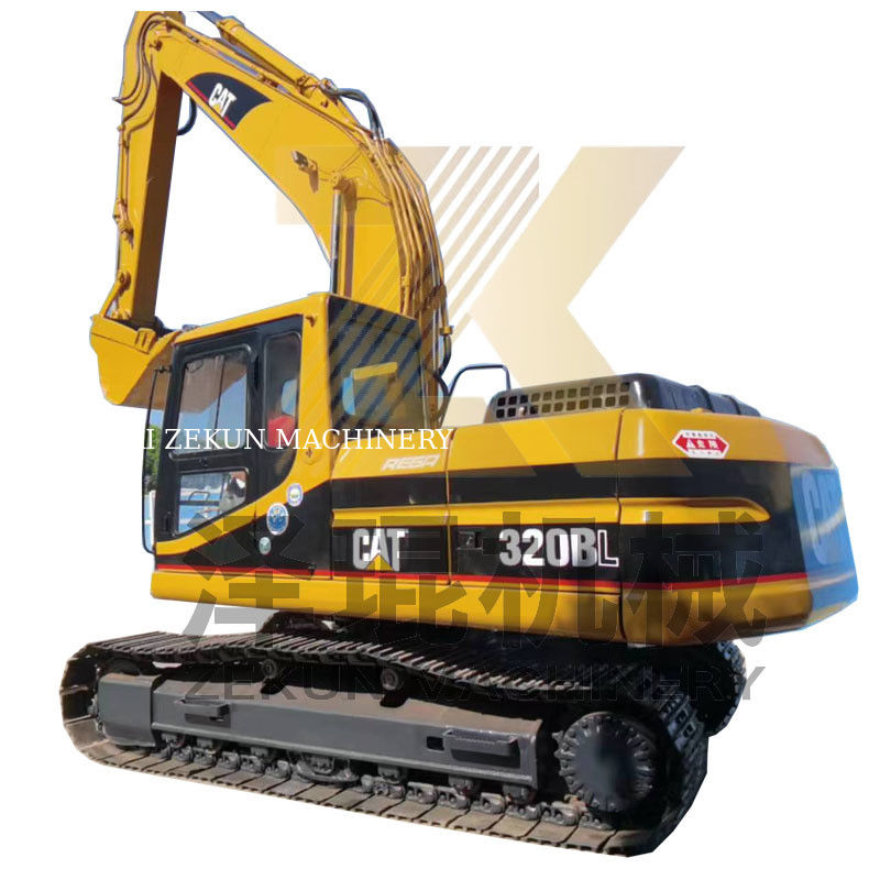 کاوشگر استفاده شده Cat 320 BL با ظرفیت 0.92 m3 و 2001-4000 ساعت کار