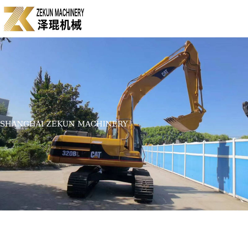 کاوشگر استفاده شده Cat 320 BL با ظرفیت 0.92 m3 و 2001-4000 ساعت کار