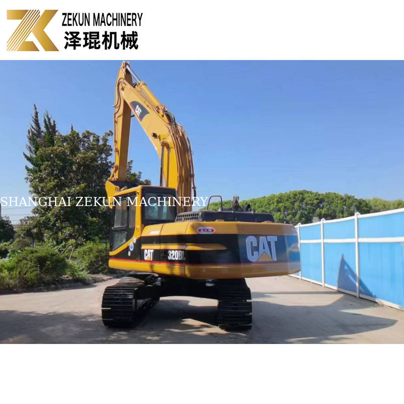کاوشگر استفاده شده Cat 320 BL با ظرفیت 0.92 m3 و 2001-4000 ساعت کار