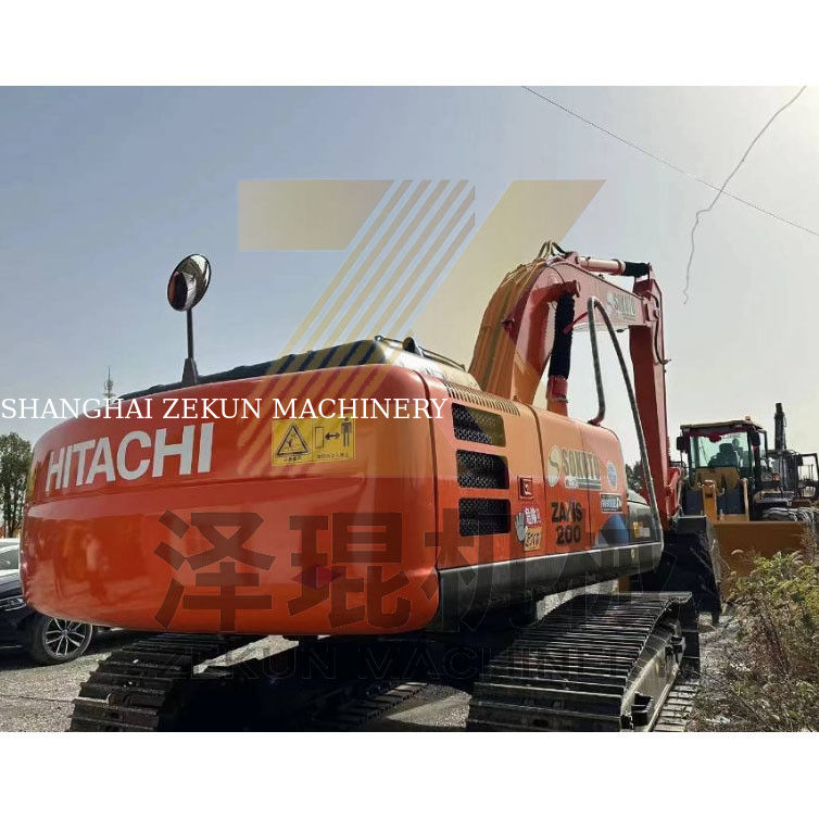 20 تن استفاده شده Hitachi ZX200-3G Crawler Excavator با دریچه هیدرولیکی دیگر در ژاپن