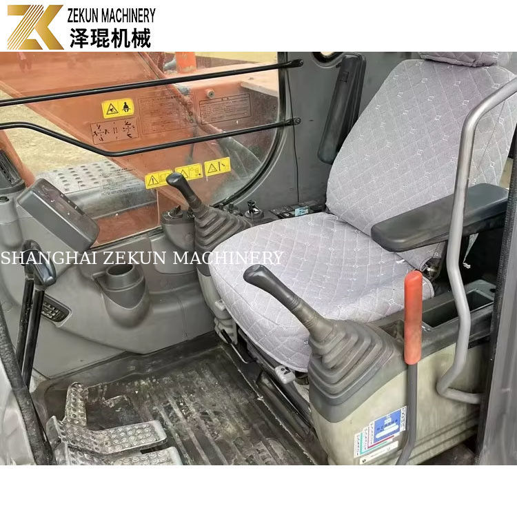 استفاده شده Hitachi XX 120 Retro Excavator Zasis 120 M-3 5 in با 6001-8000 ساعت کار
