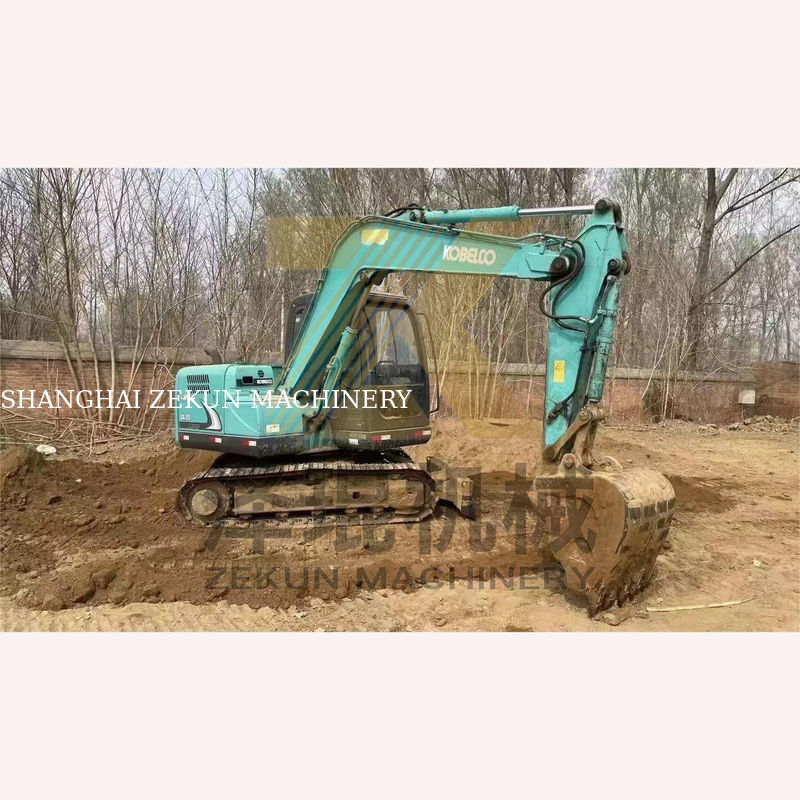 4001-6000 ساعت کار استفاده شده Kobelco SK75-8 SR حفاری برای در حراج های شانگهای