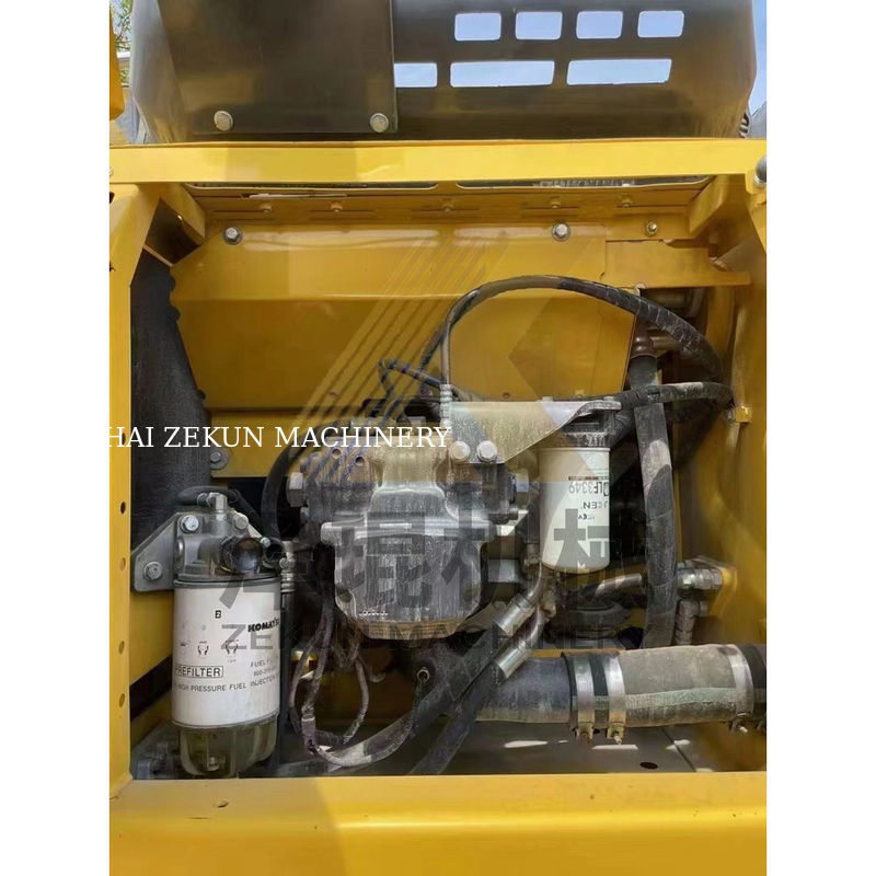 استفاده شده کاماتسو PC200-8 PC200 Excavator زمین جابجایی ماشین با ظرفیت 0.8m3 سطل