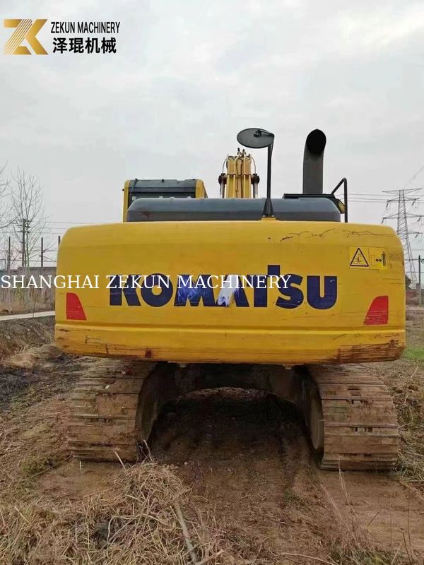 استفاده شده Komatsu PC200-8MO Excavator 2001-4000 ساعت اندازه متوسط