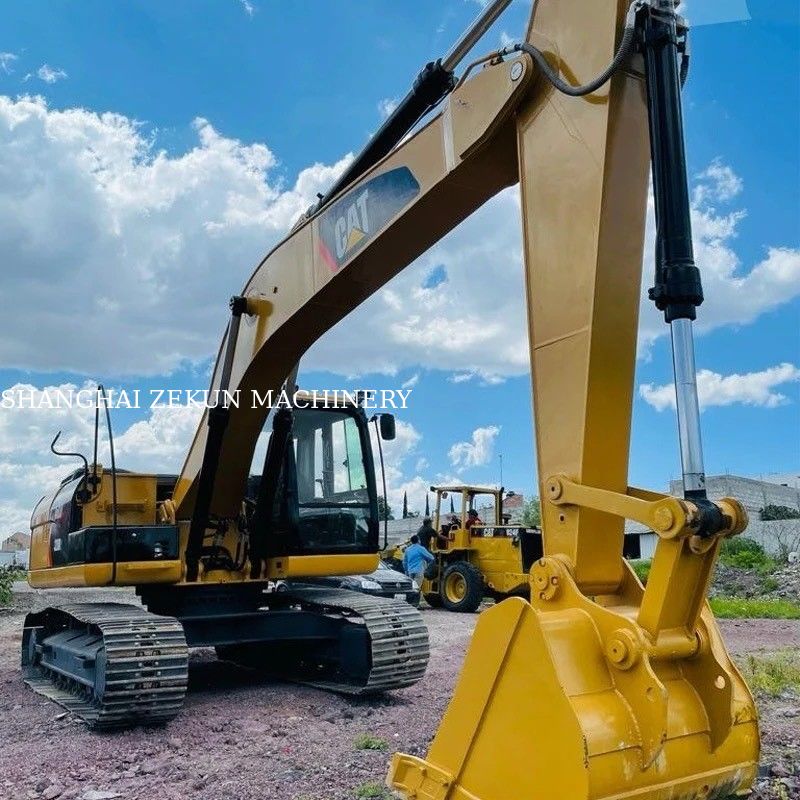 حفاری ساختمانی 2015 Caterpillar Cat312 312D Excavator شانگهای Cat 312 C با وزن عملیاتی 20 تن