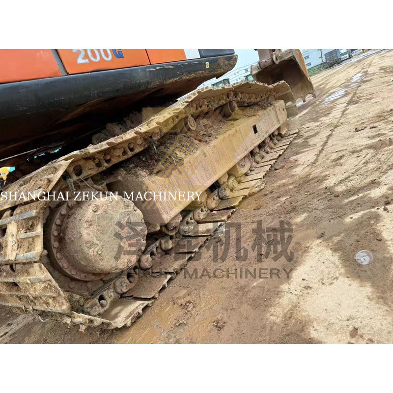 ماشین حفاری استفاده شده Hitachi ZX200-3 ZX200 LC-3 20 تن 20000KG 2013-2022