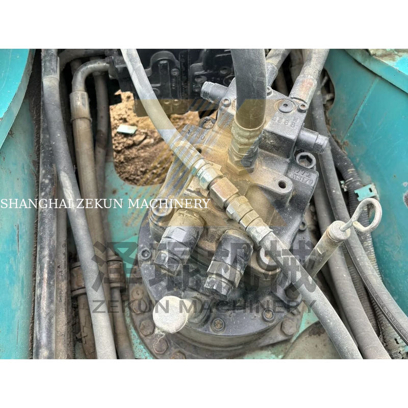حالت خوب ماشین حفاری استفاده شده کوبلکو SK210-8 21 تن در شانگهای با سال 2020 HINO و موتور