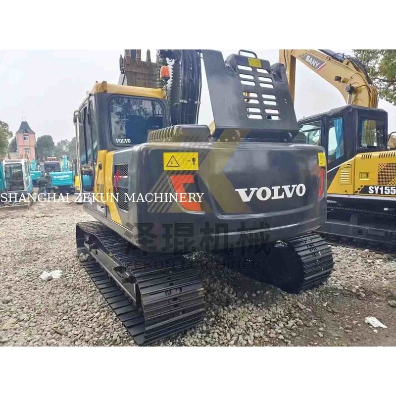 پمپ هیدرولیک دیگر EC140 Excavator حالت خوب و با وزن ماشین 15870 کیلوگرم