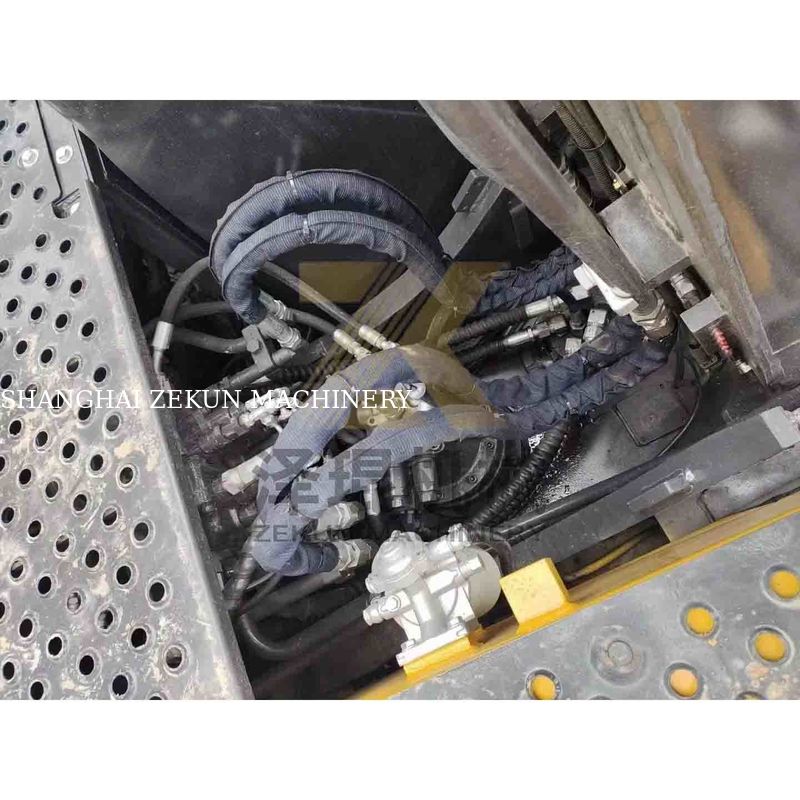 پمپ هیدرولیک دیگر EC140 Excavator حالت خوب و با وزن ماشین 15870 کیلوگرم