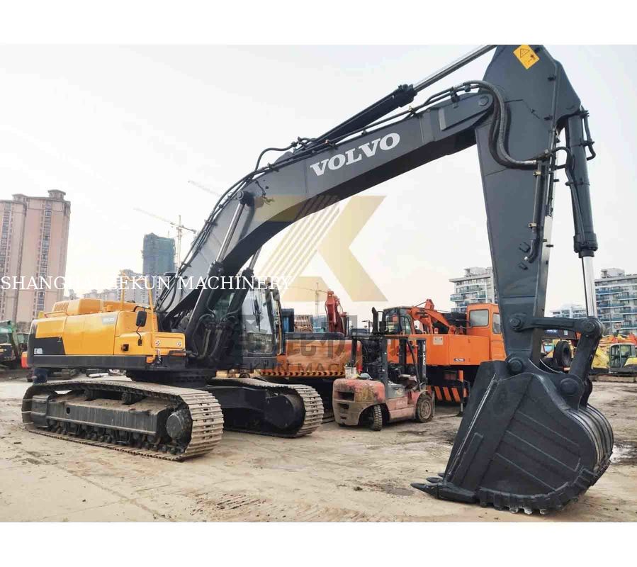 استفاده شده VOLVO EC480DL حفاری 270KW قدرت و 1.77 3.8 m3 ظرفیت سطل