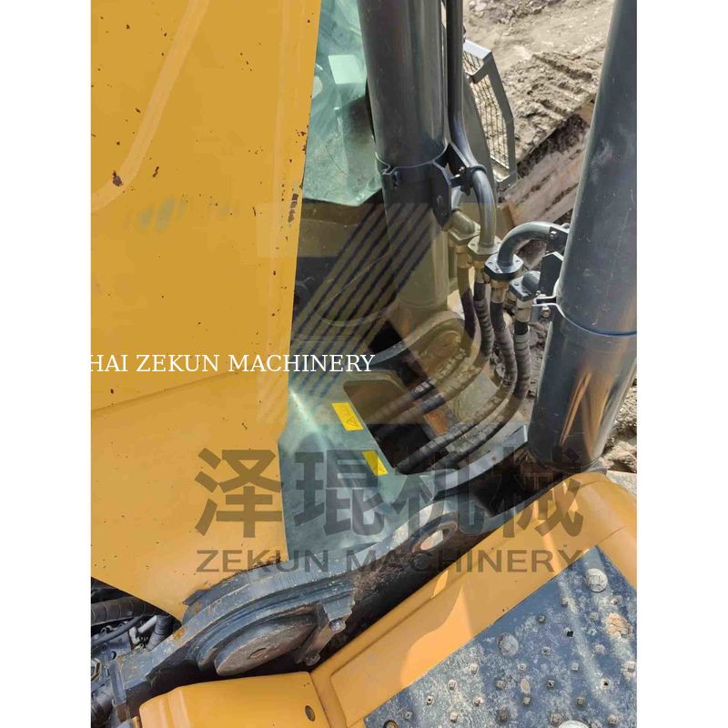 هیوندای 520-9VS استفاده شده 52Ton Excavator با موتور کامینز و پمپ اصلی