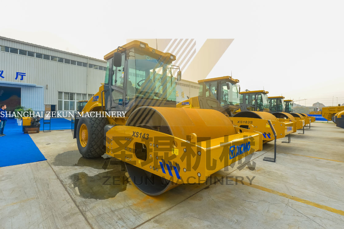 14تن XCMG XS143 رول لرزش چین مرحله دوم تجهیزات