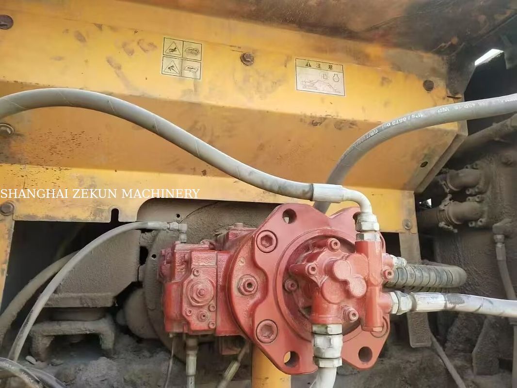 حفاری هیوندای 305LC-9T با 17 818 ساعت کار در وضعیت عالی