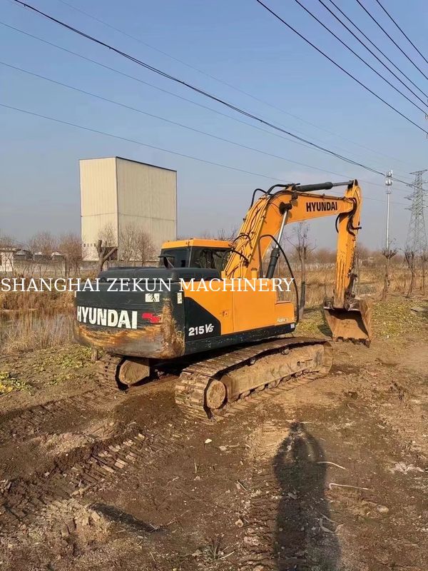 2018 R215VS Excavator 3 800 ساعت کار مناسب برای کارهای سنگین