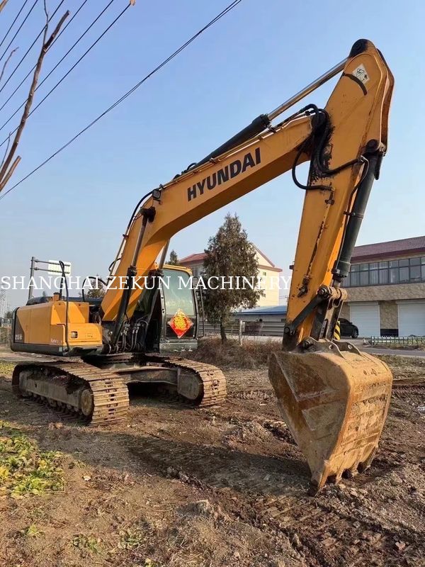 2018 R215VS Excavator 3 800 ساعت کار مناسب برای کارهای سنگین