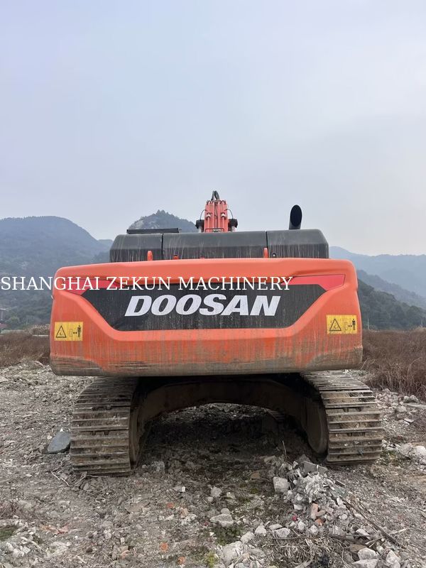 کاوشگر دوسان DX380 سال ۲۰۲۰ با ۴۸۱۶ ساعت کار در وضعیت خوب