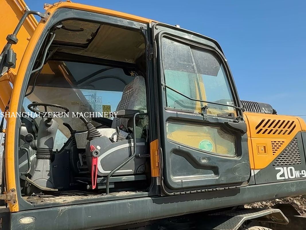 2014 هیوندای R210W-9 21 تن چرخ حفاری کامل برای پروژه های ساختمانی