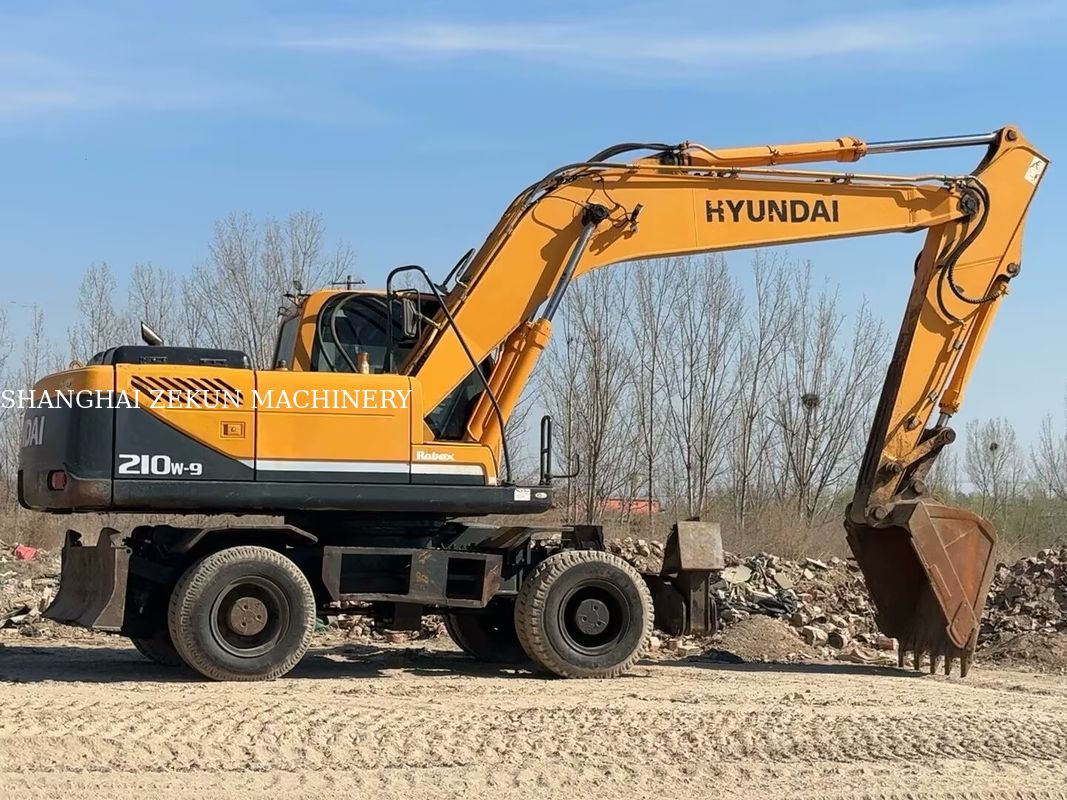 2014 هیوندای R210W-9 21 تن چرخ حفاری کامل برای پروژه های ساختمانی