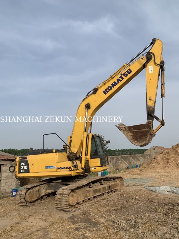 بیل مکانیکی 2015 Komatsu PC210LC-8MO با وزن عملیاتی 100 کیلوگرم و حداکثر دسترسی حفاری 9 اینچ