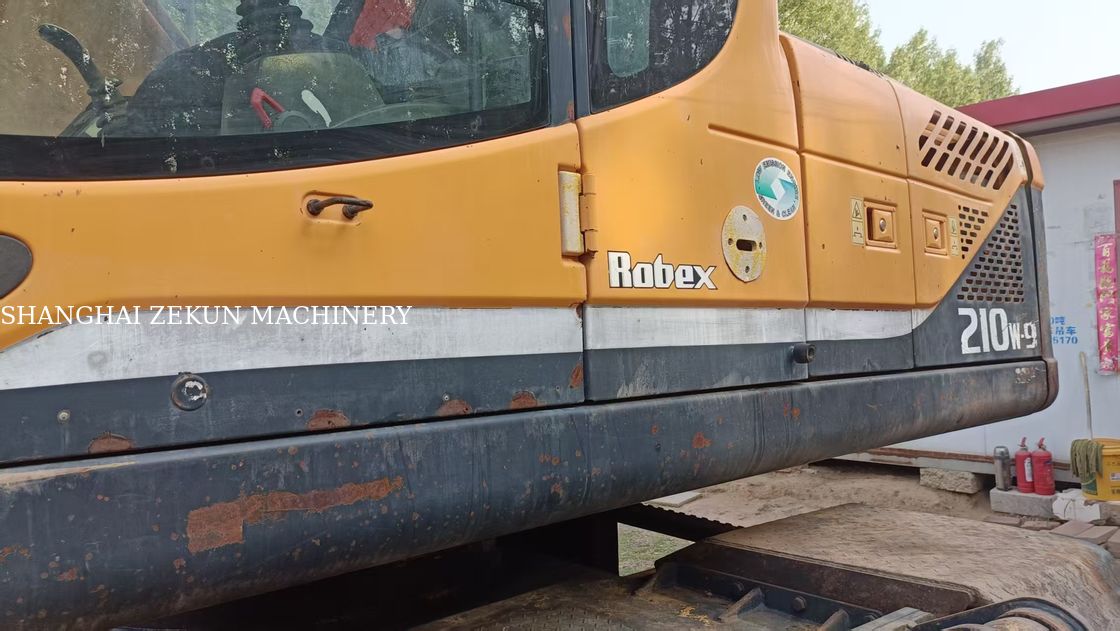 هیوندای R210W-9 حفاری چرخ دار 330 لیتر ظرفیت مخزن سوخت و شیر هیدرولیک