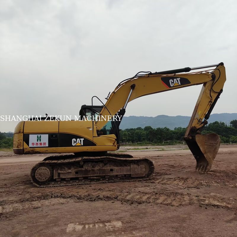 بیل مکانیکی 320D کاترپیلار مدل 2016، کلاس 20 تنی، با موتور C6.4 ACERT کاترپیلار، حداکثر عمق حفاری 680 میلی‌متر