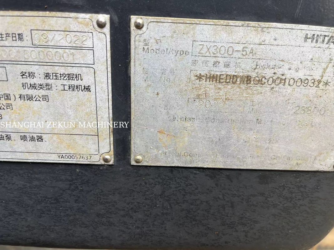 بیل مکانیکی هیتاچی ZX330-5A مدل 2022 با 2968 ساعت کارکرد، فشار هیدرولیک 34.3 مگاپاسکال، طول بوم 6.5 متر