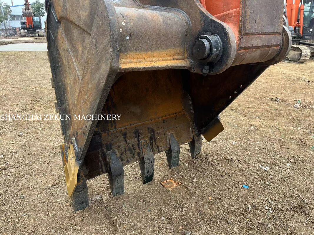 بیل مکانیکی هیتاچی ZX330-5A مدل 2022 با 2968 ساعت کارکرد، فشار هیدرولیک 34.3 مگاپاسکال، طول بوم 6.5 متر