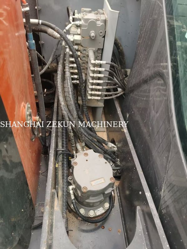 بیل مکانیکی 2023 Hitachi ZX60C-6A با 2785 ساعت کارکرد، وزن عملیاتی 5، استاندارد انتشار Tier 3 / Stage III را دارد.
