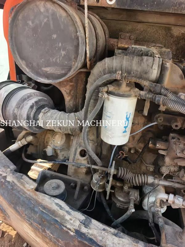 بیل مکانیکی 2013 دوسان DX60 با فشار هیدرولیک 27.5 مگاپاسکال و حداکثر ارتفاع حفاری 800 میلی‌متر