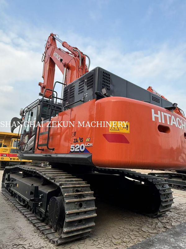 حفار هیتاچی ZX520LCH مدل 2024 حداکثر دسترسی در سطح زمین 12 جابجایی 15.68 لیتر برای پروژه بعدی