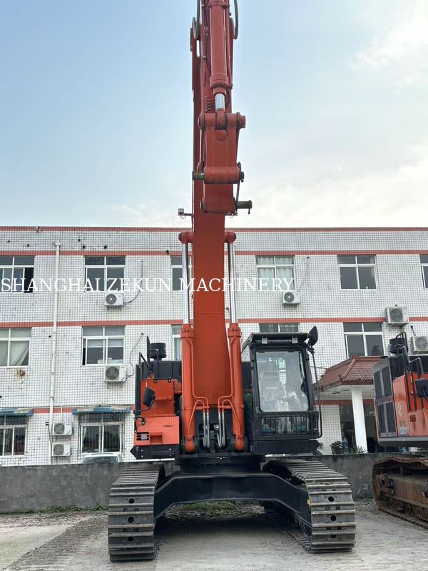 حفار هیتاچی ZX520LCH مدل 2024 حداکثر دسترسی در سطح زمین 12 جابجایی 15.68 لیتر برای پروژه بعدی