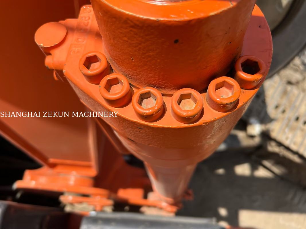 هیتاشی ZX120-6 حفاری 14165hrs برای نیازهای کسب و کار ظرفیت مخزن سوخت 240 لیتر فشار هیدرولیک 34.3 MPa