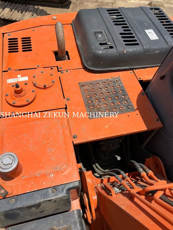 هیتاشی ZX120-6 حفاری 14165hrs برای نیازهای کسب و کار ظرفیت مخزن سوخت 240 لیتر فشار هیدرولیک 34.3 MPa