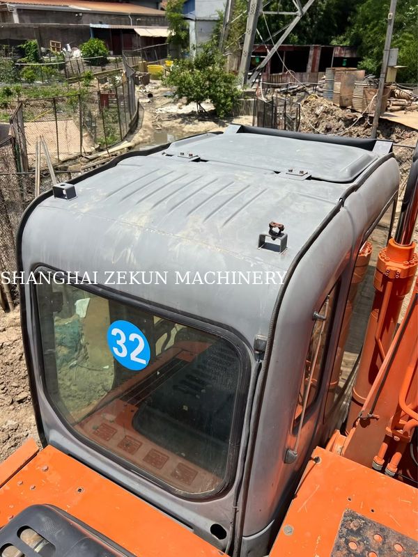 هیتاشی ZX120-6 حفاری 14165hrs برای نیازهای کسب و کار ظرفیت مخزن سوخت 240 لیتر فشار هیدرولیک 34.3 MPa