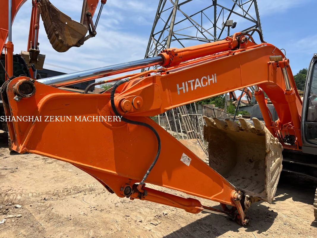 هیتاشی ZX120-6 حفاری 14165hrs برای نیازهای کسب و کار ظرفیت مخزن سوخت 240 لیتر فشار هیدرولیک 34.3 MPa