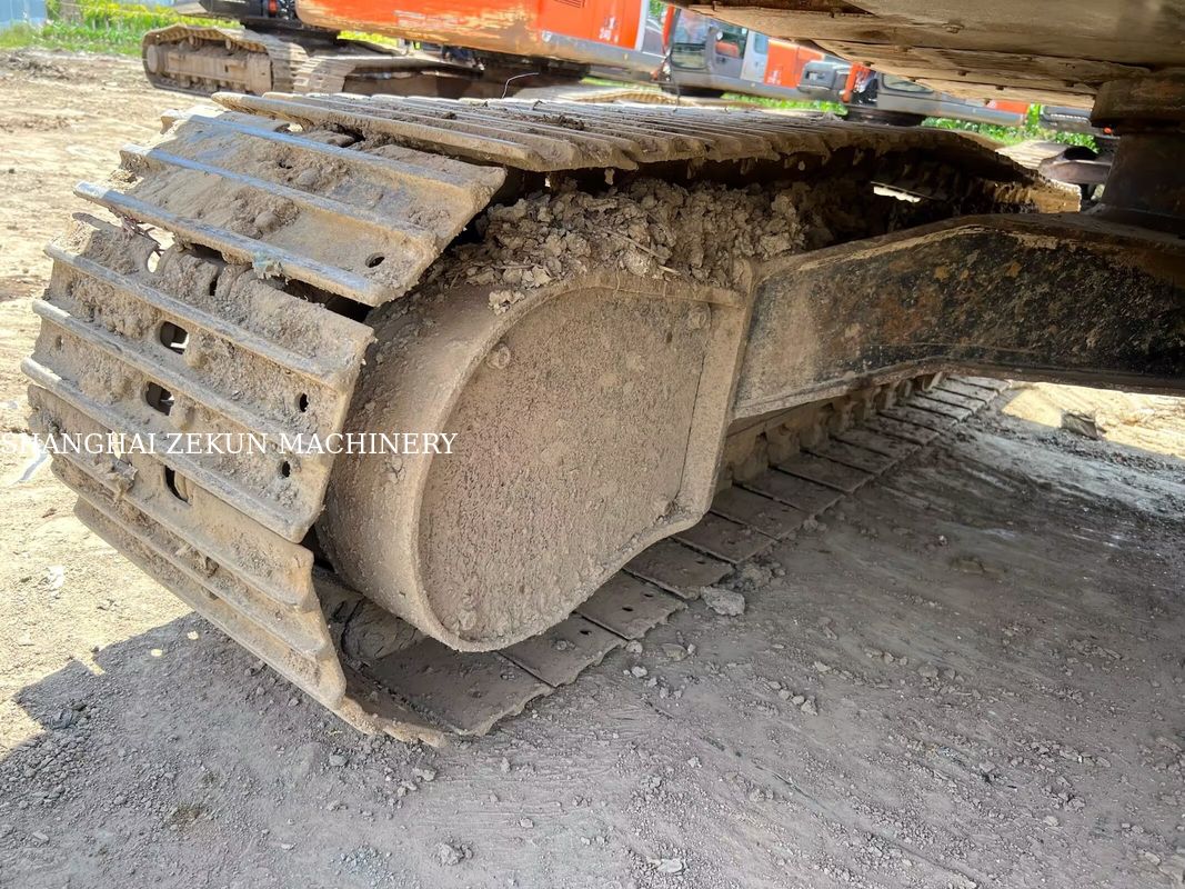 هیتاشی ZX120-6 حفاری 14165hrs برای نیازهای کسب و کار ظرفیت مخزن سوخت 240 لیتر فشار هیدرولیک 34.3 MPa