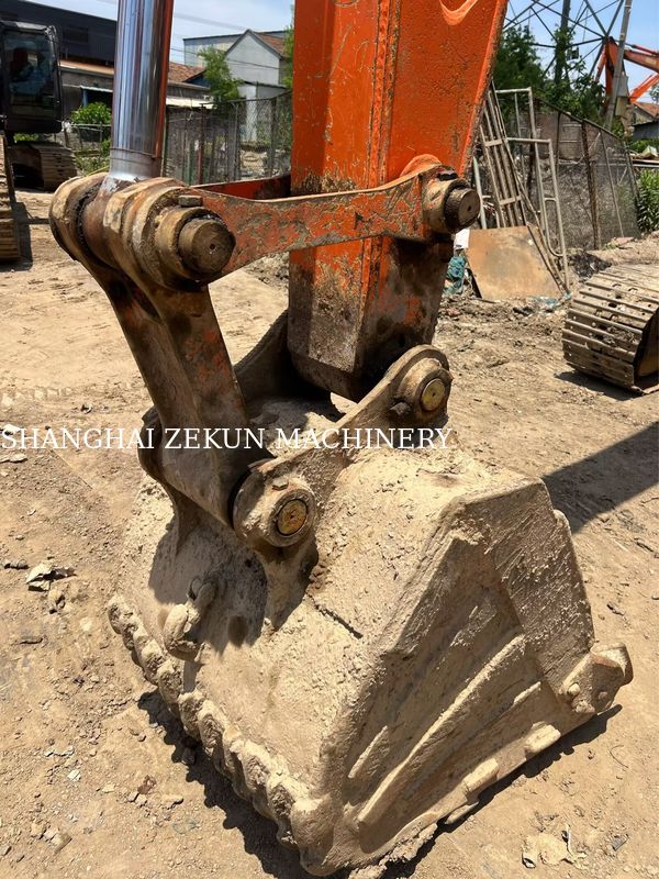 هیتاشی ZX120-6 حفاری 14165hrs برای نیازهای کسب و کار ظرفیت مخزن سوخت 240 لیتر فشار هیدرولیک 34.3 MPa