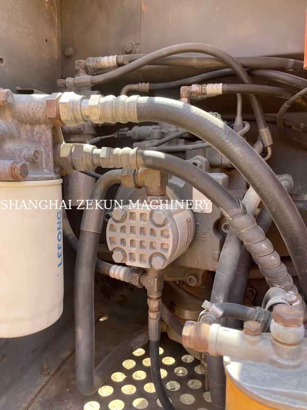حفاری هیتاچی ZX120-6 با طول بازوی 2.5 متر و ارتفاع حداکثر 210 میلی متر 11158 ساعت استفاده می شود
