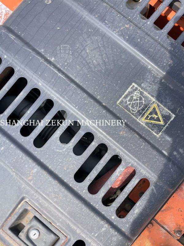 حفاری هیتاچی ZX120-6 با طول بازوی 2.5 متر و ارتفاع حداکثر 210 میلی متر 11158 ساعت استفاده می شود