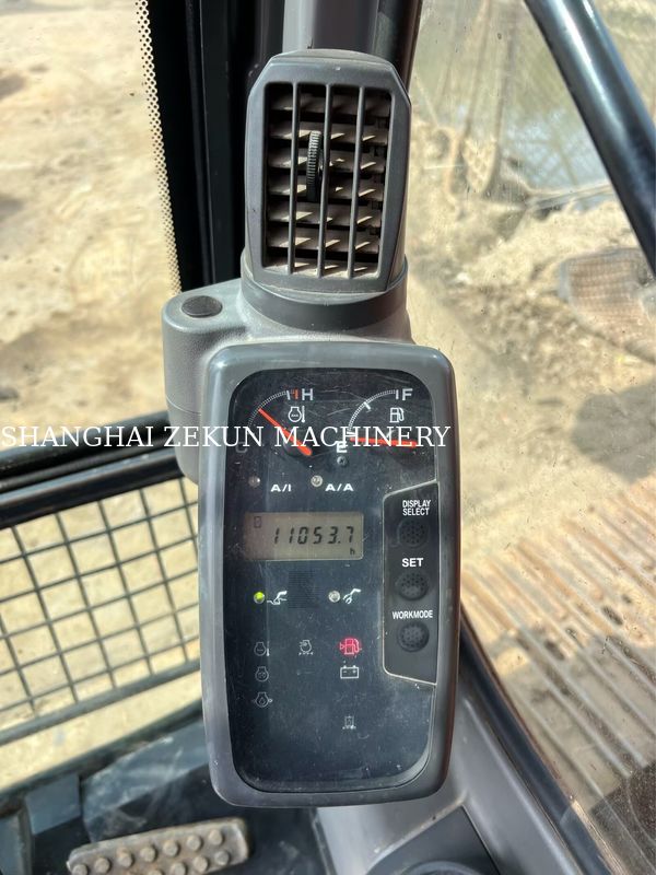 حفاری استفاده شده هیتاچی ZX130-6 با سرعت 11053 ساعت 4.6m طول بوم 34.3 MPa فشار هیدرولیکی
