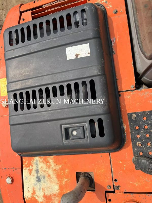 حفاری استفاده شده هیتاچی ZX130-6 با سرعت 11053 ساعت 4.6m طول بوم 34.3 MPa فشار هیدرولیکی